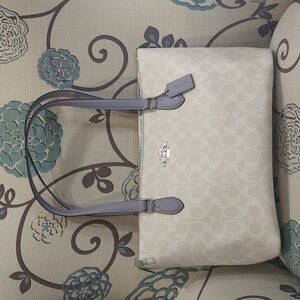 Coach White Signature Tote with Lavender Handles